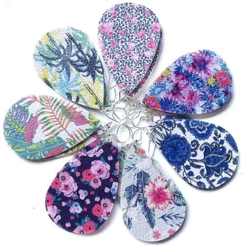 Wholesale Earrings Earring 30Pairs Mixed Styles Sun Flower Faux Leather Earrings For Women Girls