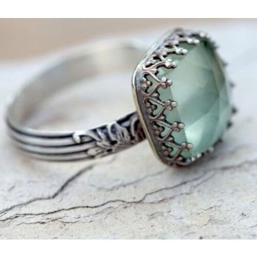 FYSL Antique Silver Plated Square Shape Light Green Crystal Finger Ring for Women Gift Jewelry