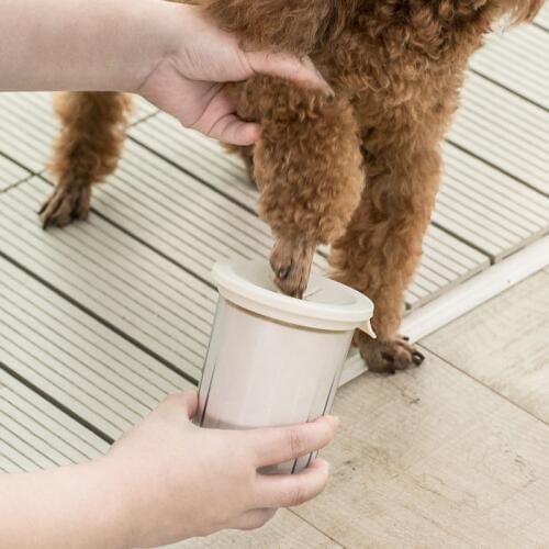 Dog Paw Washer Food grade silicone material Portable Pet Foot Washer Cup simple design Portable Pet Foot Wash Tools