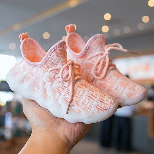 Fashion Kids Breathable Sport Shoes Children Lightweight Running Sneakers Baby Girls Walking Tenis Casual Shoes Pink 2021 Boys