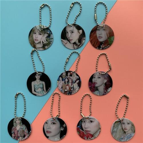 1 Pcs Kpop TWICE Return Album MORE MORE Member Momo Sana MINA Zhouziyi Peripheral Key Chain Pendant Bag Accessories
