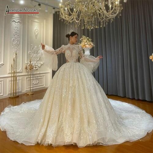 2022 Beading Sleeves With Detachable High Neck Backless Ball Gown Wedding Dress With Long Train