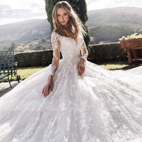 Gy Elegant Plus Size Fairy Garden Bridal Gown Deep V Neck Floral Tulle Wedding Dress Spaghetti Straps Beach Summer Lace Up