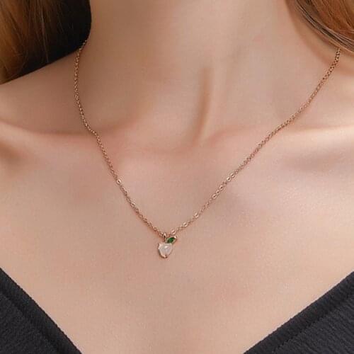 Sweet Women Fashion Pink Crystal Peach Pendant Necklace for Women Simple Fruit Clavicle Necklace Jewelry Gifts