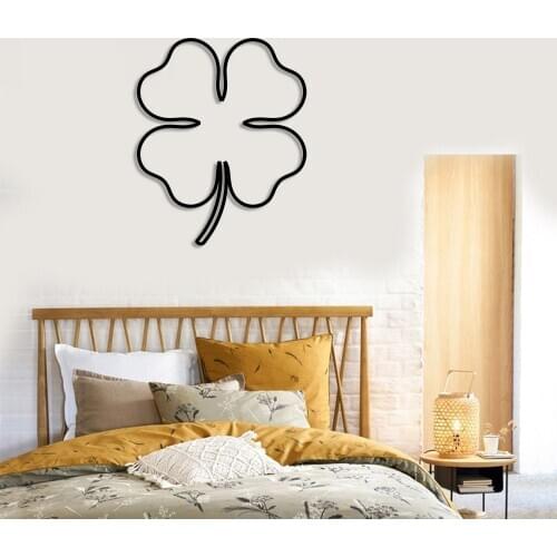 Modern Minimalist Clover Pattern Wall Room Accessory Wooden Table 50x40cm