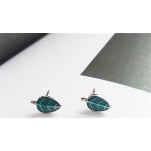 Trendy 925 Sterling Silver Stud Earrings Cute Green Leaves Fresh Style Earrings Female Accessories for Beautiful Women SE080