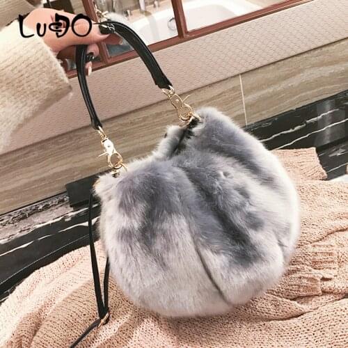 LUCDO Famous Brand Fur Womens Luxury Handbags Winter Crossbody Bags For Women 2019 New Female Bucket Bag Crossbody Bags Bolsa