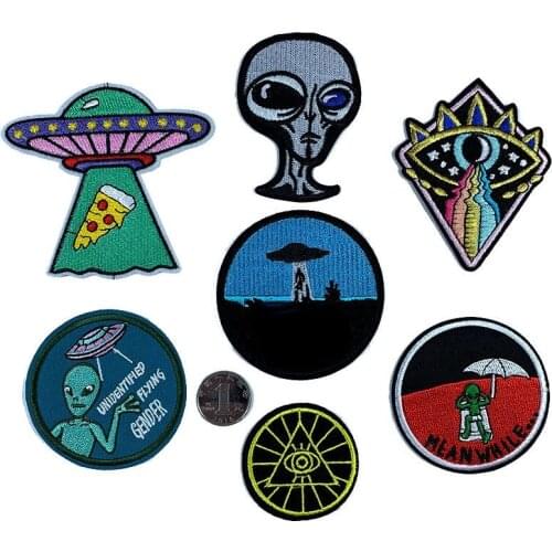 UFO Pilot Astronaut Space Airship Cloth Iron On Badge Mend Decorate Patch Jeans Jackets Bag Shoes Clothes Decoration Appliques