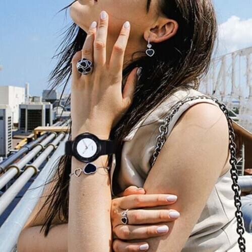 Womens Watches Brand Luxury Fashion Ladies Creative Watch Silicone 8 Colors Candy Dial Clock Wristwatch Relogio Masculino