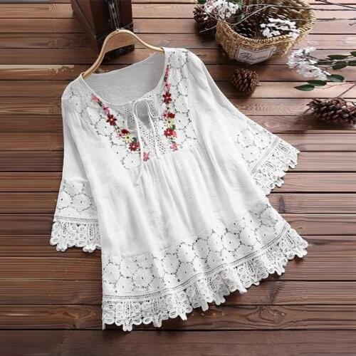 Women Three Quarter Sleeve Buttons Lace Sexy V-neck T-Shirt Casual Classic Solid Color Blouse Top Daily All-match Girls T-shirt