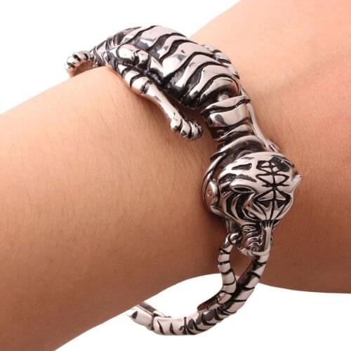 Man Woman Personality Bracelet Gold Color Accessories Animal-Inspired Design Tiger Bracelet Bossy Jewelry Cuba Retro Style