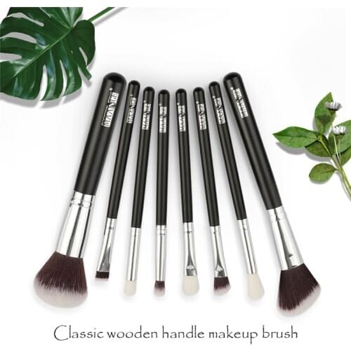 Make up Brushes Set 8pcs Powder Eye shadow Highlighter Foundation Blend Brand Makeup Brush Cosmetics Tool Maquiagem Beauty Kit