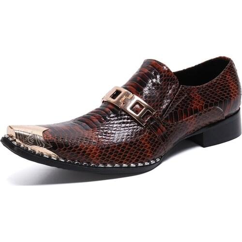 Summer Casual New Mens Classic Fashion Shoes Personality Metal Chain Pointed Toe Cowhide Leather Crocodile Pattern Mens Shoes
