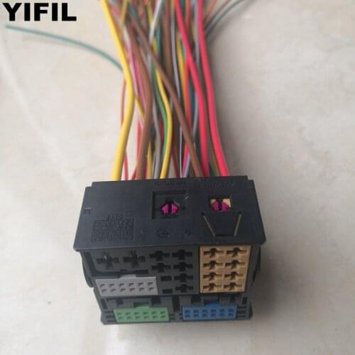 AMP TE Navigation Host Connector/Multimedia Plug With Cable Wire Pigtail For Volkswagen Audi 8X0 035 444 8X0035444