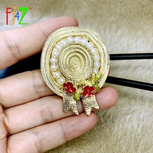 F.J4Z Brooches 2021 Trend Cute Alloy Hat Pins Women Simulated Pearl Enamel Flower Costume Jewelry Gifts for Lady Dropship