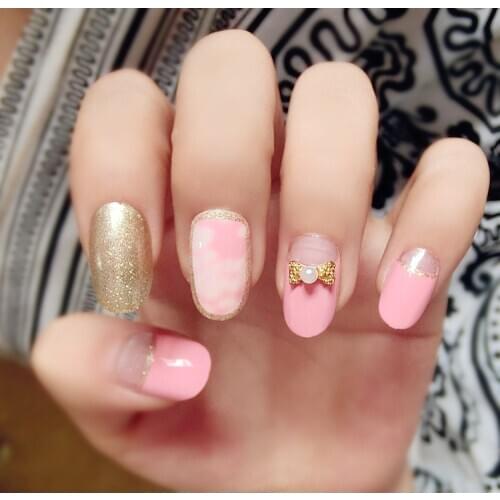 Japanese style shining golden color and pink color false nails set with glue with butterflybow decoration Short cute fake nails