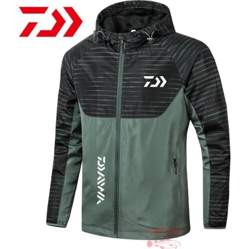 Daiwa Fishing Jacket Outdoor Men Anti UV Quick Drying Professional Fishing Clothes Hooded Fishing Shirt Fishing Hiking Camping