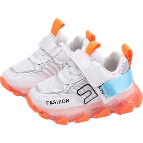 LED Light Up Boys And Girls Sneakers Baby Toddlers Zapatillas Sneakers 2021 New Fashion Kids Shiny Running Sport Shoes Trend