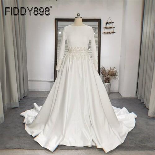 FIDDY898 New Satin Wedding Dress With Long Sleeves O Neck vestido de noiva Simple Ivory Wedding Gown Dress Backless Bridal Gown