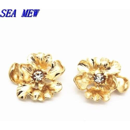SEA MEW 10 PCS 20mm*22mm Fashion Metal Alloy KC Gold Crystal Rhinestone Flowers Connectors Charm For Jewelry Making