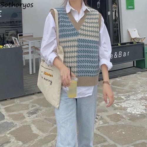Plaid Vintage Simple Sweater Vest Women Autumn V-neck High Quality Sleeveless Jumpers Harajuku Leisure Street Chic Warm Knitwear