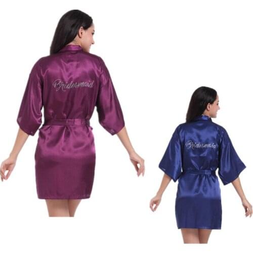 Retail Bridesmaid Letter Rhinestones Women Bride Short Satin Robes for Wedding Party Getting Ready T70