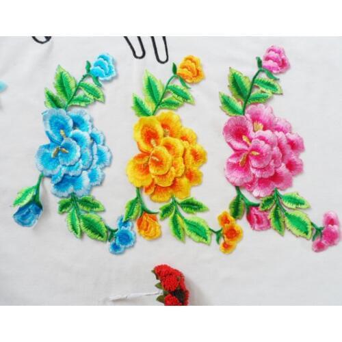 10*18 cm 4colors available beautiful flowers Embroidered Iron on Motif Applique garment embroidery patches DIY accessory