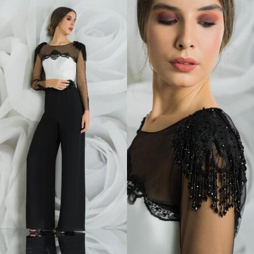 Jumpsuits 2021 Mother of the Bride Dresses Jewel Neck Pant Suits Wedding Guest Gowns Short Sleeve Lace Appliqued Mothers Groom