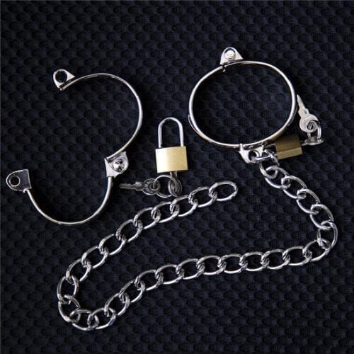Metal Strapped Iron Chains Tied Hands With Locks And Funky Alloy Handcuffs For Women