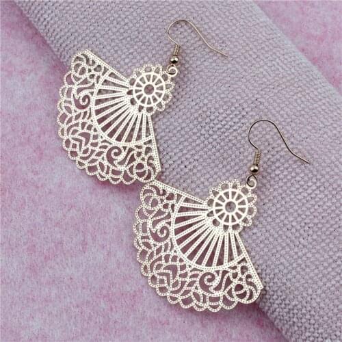 Luxury Elegant Fashion Fan-shaped Hollow Carved Earrings 3Colors Womens Earring Jewelry Accessories Gifts