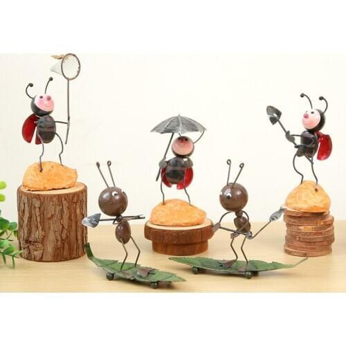 Creative Iron Ant Ladybug Miniature Figurines Ornaments Cartoon Insects Ant Model Desktop Crafts Home Decor Children Toy Gifts
