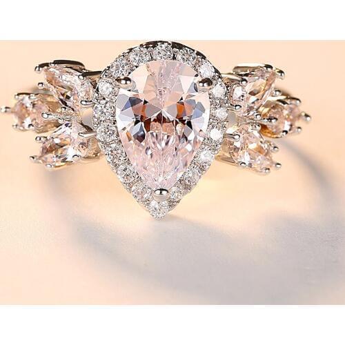 High Quality Big Red Zircon Ring Waterdrop AAA Cubic Zirconia Statement Ring For Women Lovers Engagement Jewelry Female Gift