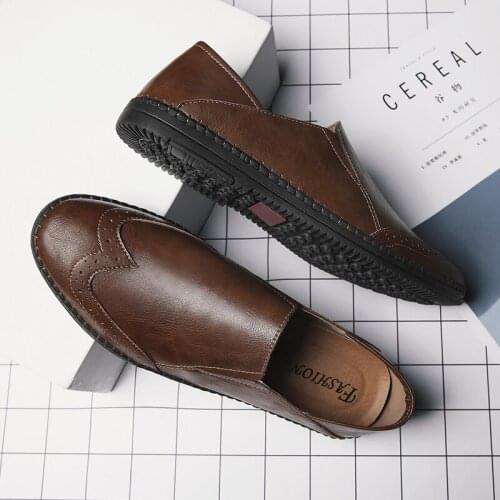 Men Casual Shoes Fashion Casual Mens Sneakers Fashion Causal Shoes For Men Sport Mens Leather Loafers Man Boots Hot Sale