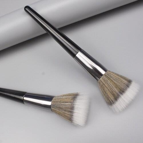 VVR Makeup Brushes Blusher Brush Powder Brush Concealer Highlighter Sculpting Bronzer High Quality Brush