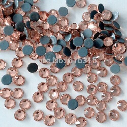 SS20 Hot fix rhinestone light peach 1440 pcs each pack for finger toe shoes by China post air mail free shipping