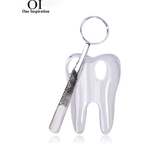 OI Realistic Enamel Tooth Brooches Alloy Brooch Jewelry Women Kids Sweater Suit Hoodies Badge Backpack Hat Pins Accessories