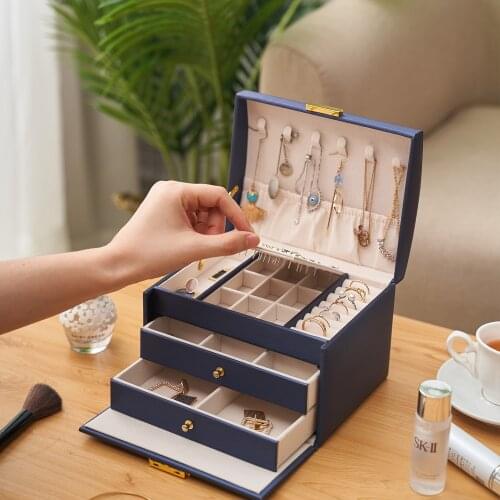 2021 Jewelry Box Portable Casket Stud Chain Earing Ring Organizer Makeup Watch Storage Box Beauty Container Necklace Gift