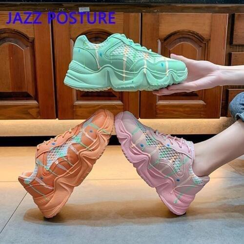 Summer 2020 womens sports shoes The fabric is made of PU + mesh, color: green pink orange luminous womens shoes q550