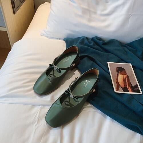 2020 New Korean Fashion Wild Single Shoes British Wind One Foot Single Shoes Comfortable Thick Sole Shoes U19-29