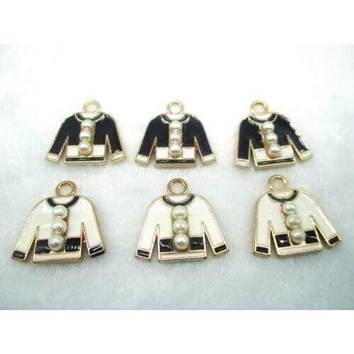 10pcs/lot black white coat Enamel Charm clothes gold color jewelry with pearls pendants bracelet DIY jewelry Accessories XL426