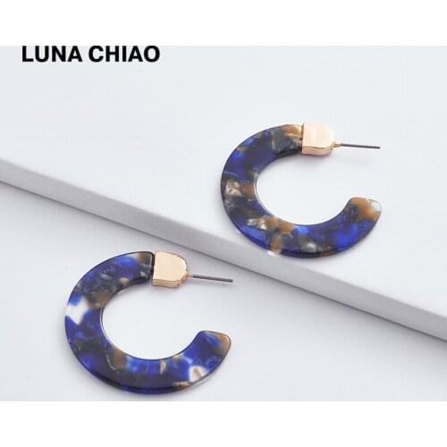 LUNA CHIAO Fashion Simple Designs Mix Color Resin Acrylic Hoop Earrings for Women