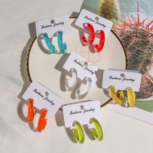 Summer New Colorful Rainbow Acrylic Hoop Earrings for Women Red Green Blue Yellow Purple Geometric Resin Earrings Female Jewelry