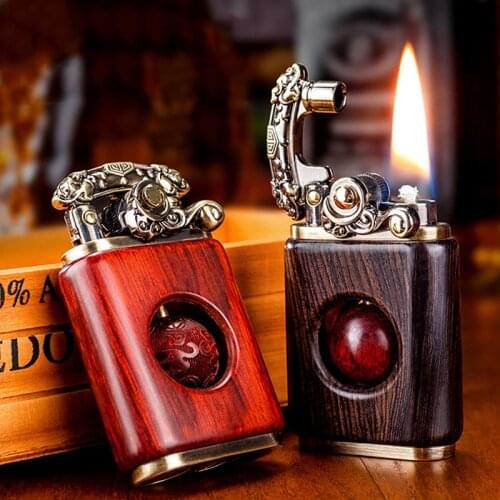 ZORRO Kerosene Lighter Sandalwood Rocker Arm Relief Creative Old Nine Doors Can Play Collection Gasoline Oil Cigarette Accessory