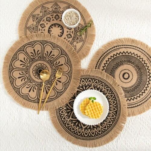 1Pcs Heat Insulation Dining Table Mat 38CM Round Delicate Embroidery Dessert Pan Table Placemat Non-slip Coffee Cup Mats