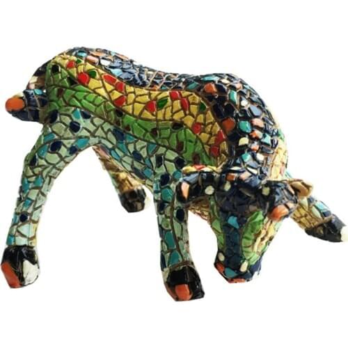 Handmade Painted Spain Mosaic Cow Creative Resin Crafts Tourism Souvenir Gifts Collection Home Decoration