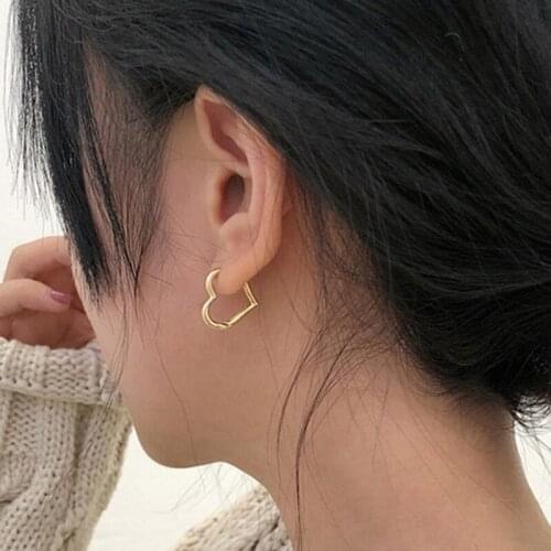 Heart Stud Earrings for Women Silver Color Love Couple Gifts Trendy Korean Simple Cute Romantic Jewelry Accessories Ear