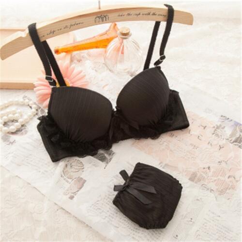 2018 Brand New Puberty Girls Training Bra Set Teenage Bras+Briefs Children Underwear Fille Soutif Girls Underwear Wofee