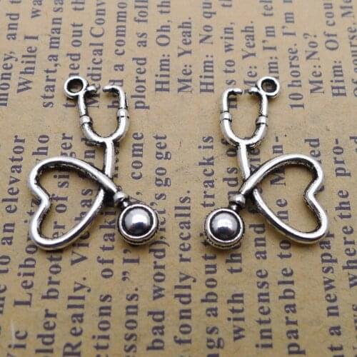 BULK 30pcs Zinc Alloy Doctor Stethoscope Charms Antique Silver Plated Medical Nurse Tool Pendant Jewelry Handmade 17*20mm 1.2g