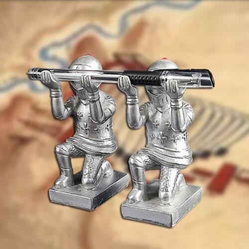 Medieval Knight Pen Holder Pen Stand Personalized Stationery Office European Soldiers Crafts Ornaments
