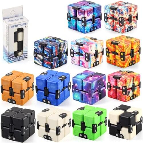TAKARA TOMY Anti-stress Cubes